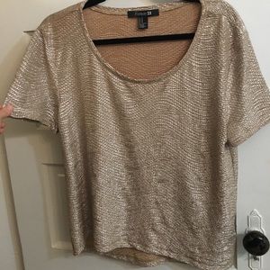 ***SOLD***Cute Loose Gold Top